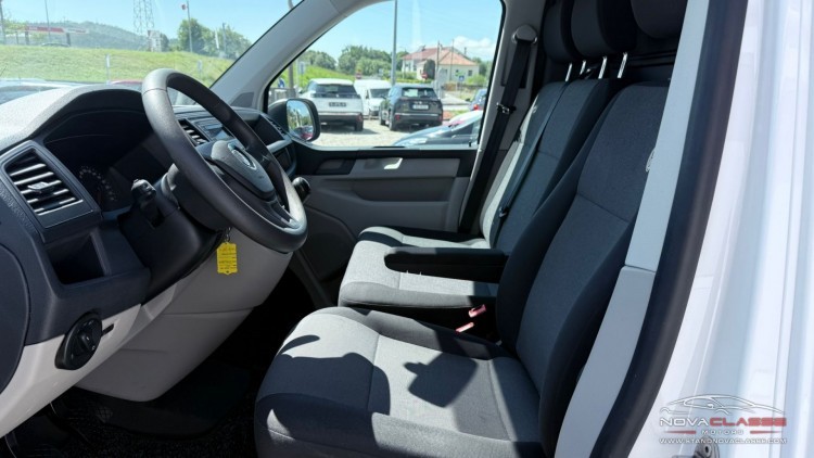 Volkswagen Transporter L1H1 2.0 TDI