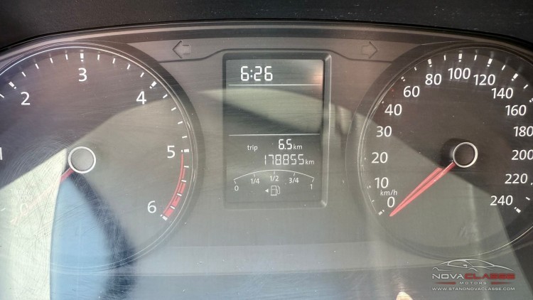 Volkswagen Transporter L1H1 2.0 TDI
