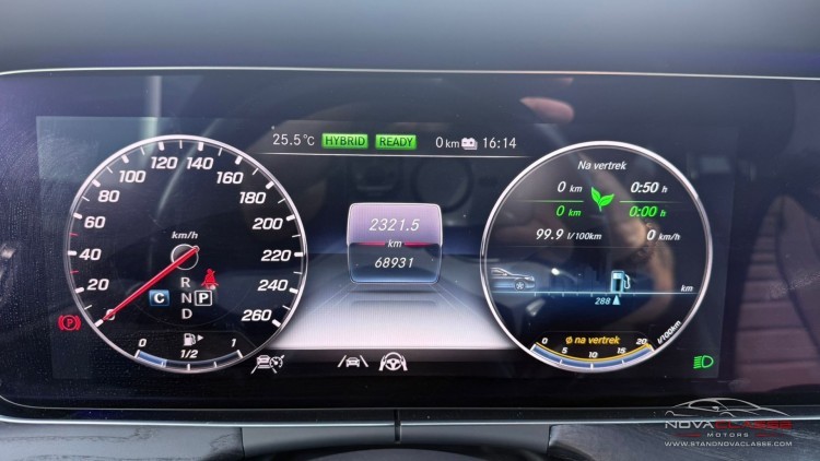 Mercedes-Benz Classe E 300 de AMG Line
