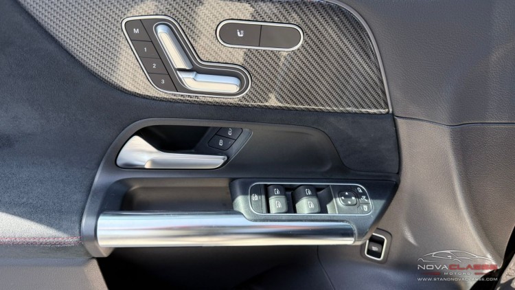 Mercedes-Benz Classe B 180 AMG