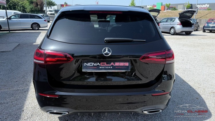 Mercedes-Benz Classe B 180 AMG