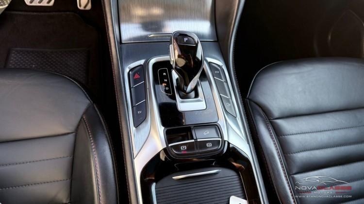MG EHS 1.5 T-GDI Plug-in Hybrid Luxury