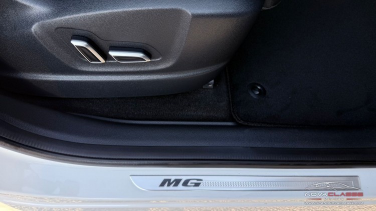 MG EHS 1.5 T-GDI Plug-in Hybrid Luxury