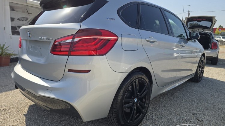 BMW S&eacute;rie 2 - 225 225XE HYBRID