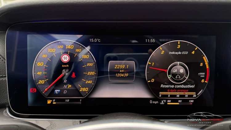 Mercedes-Benz Classe E 220 AMG
