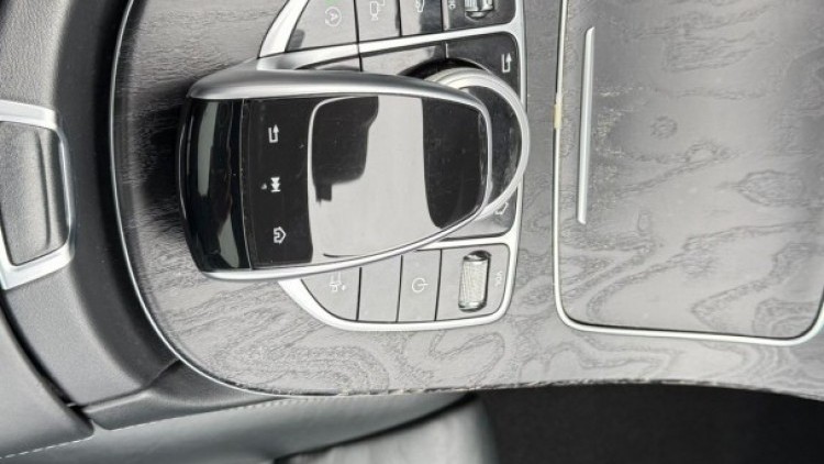 Mercedes-Benz Classe E 220 AMG