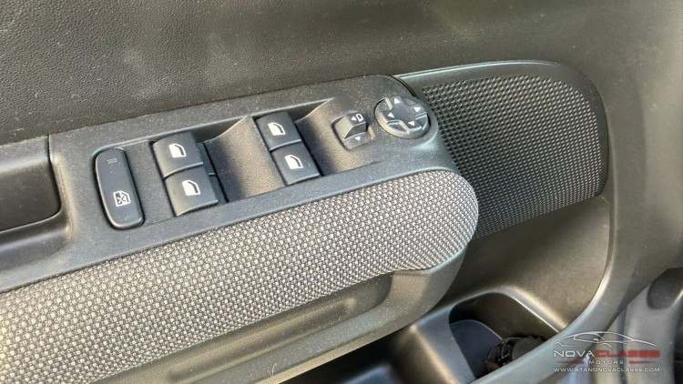 Citro&euml;n C3 Aircross 1.2i Feel