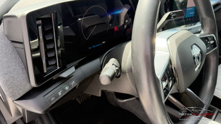 Renault M&eacute;gane E-Tech EQUILIBRE 5D