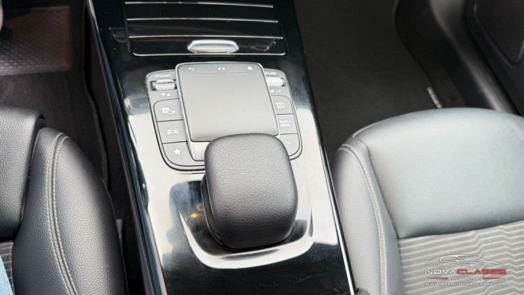 Mercedes-Benz Classe CLA 200 Shooting Brake Progressive Aut.