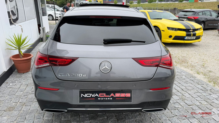 Mercedes-Benz Classe CLA 200 Shooting Brake Progressive Aut.